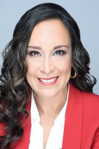 Photo of Monica De La Cruz